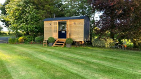 Bannfield shepherds hut